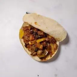 ساندوتش مسقعة